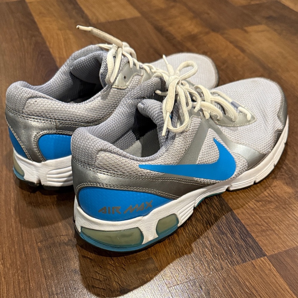 Men’s Nike Air Max Sneakers - Silver and Blue (size 11)